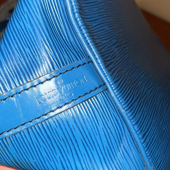 💙Authentic Vintage LV Blue Epi Noe 💙 - Picture 10 of 11